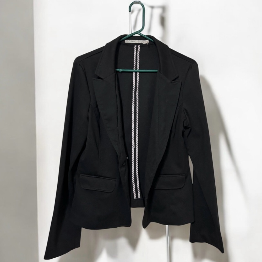 Mosaic & Co Knit Blazer